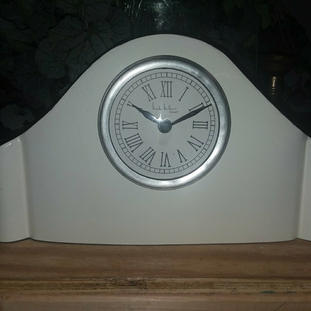 Nicole Miller clock